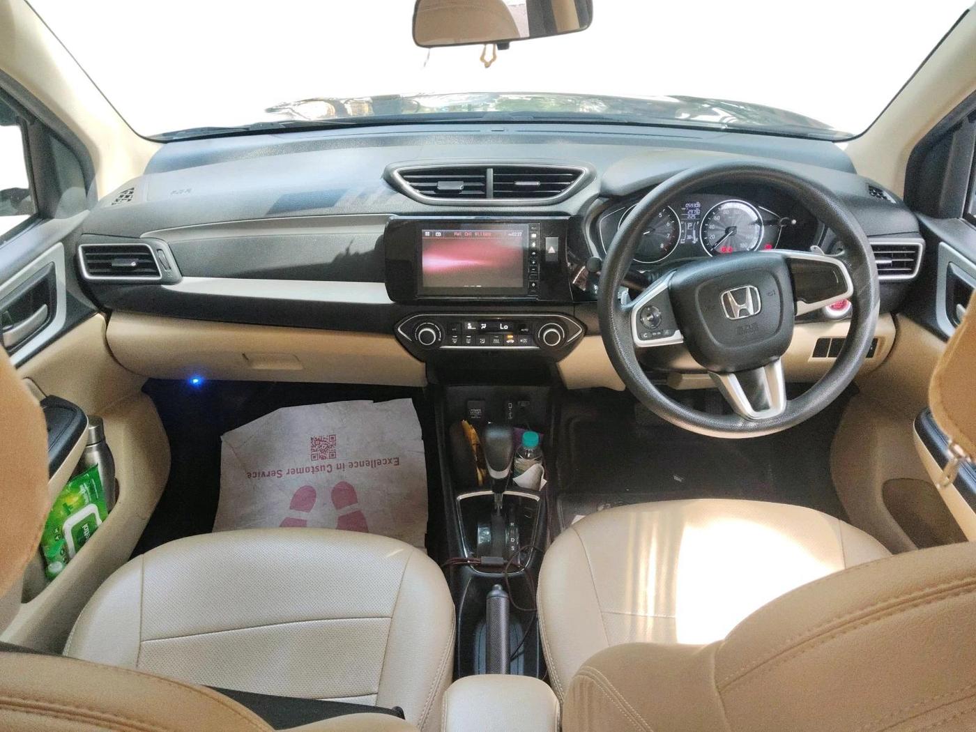 2022 Honda Amaze 1.2L I-VTEC VX CVT, Petrol, Automatic, 59,308 km, interior