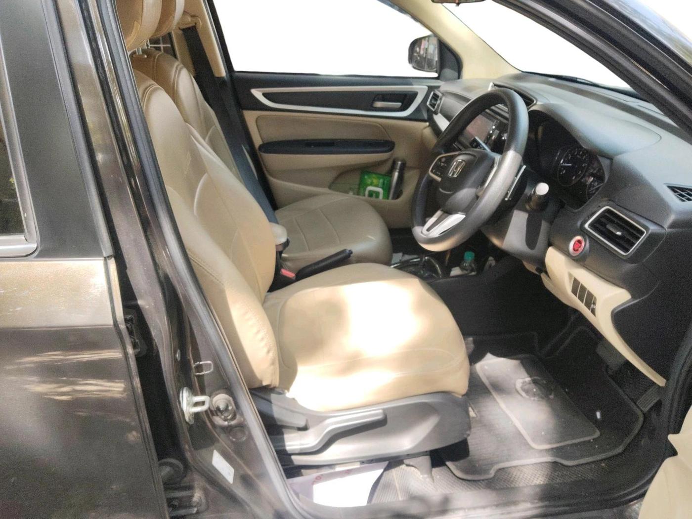 2022 Honda Amaze 1.2L I-VTEC VX CVT, Petrol, Automatic, 59,308 km, interior