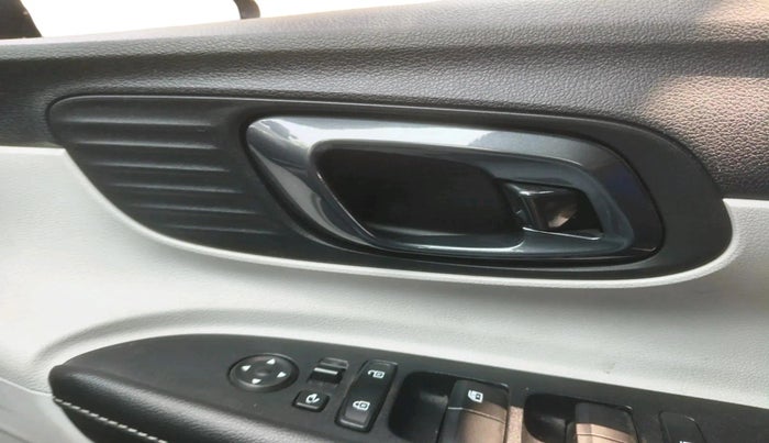 2023 Hyundai NEW I20 ASTA 1.2 MT, Petrol, Manual, 39,611 km, interior