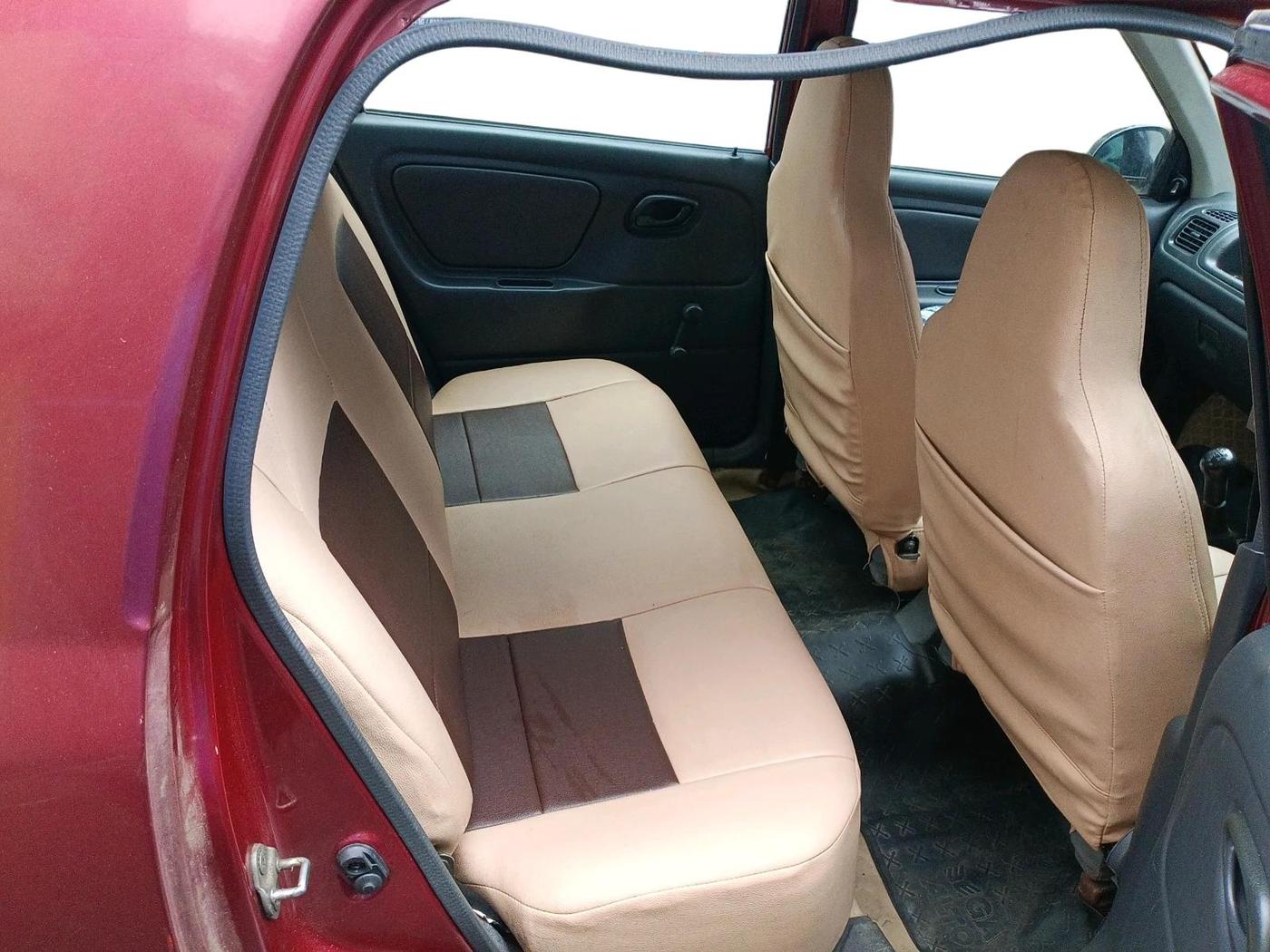 2011 Maruti Alto K10 LXI, Petrol, Manual, 40,311 km, interior