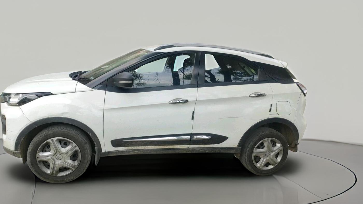 2023 Tata NEXON XMA SUNROOF PETROL, Petrol, Automatic, 94,842 km, exterior