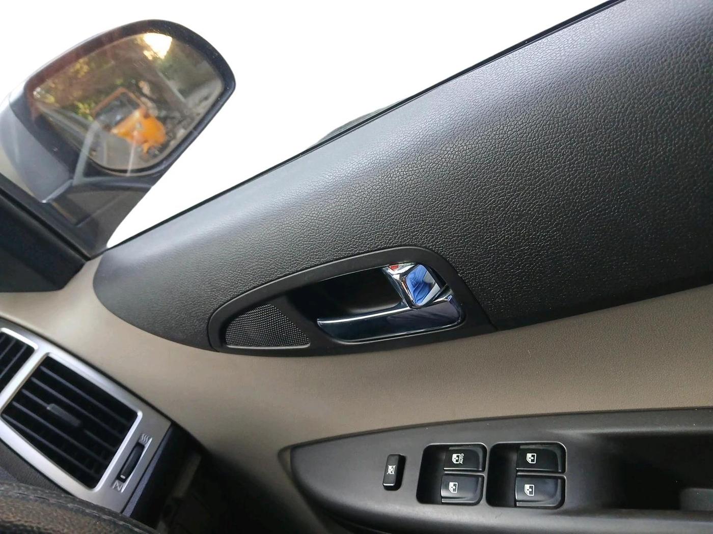 2012 Hyundai i20 MAGNA 1.2, Petrol, Manual, 91,780 km, interior