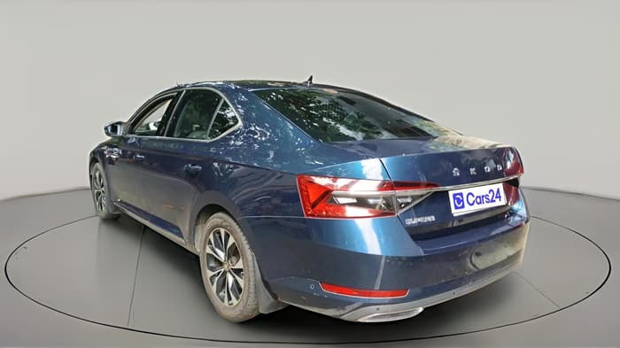 2022 Skoda Superb L&K 2.0 TSI AT, Petrol, Automatic, 43,317 km, exterior