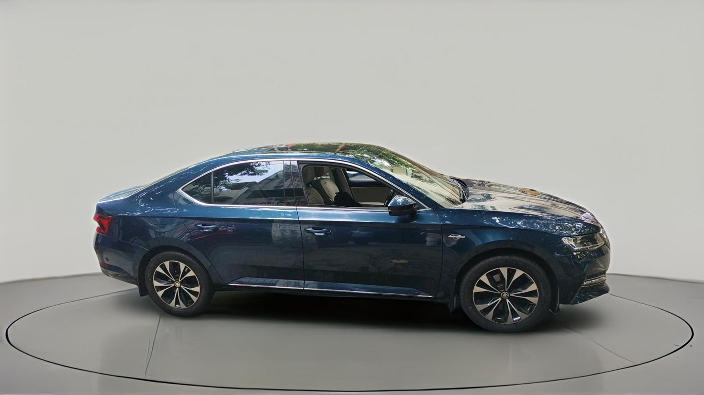 2022 Skoda Superb L&K 2.0 TSI AT, Petrol, Automatic, 43,317 km, exterior