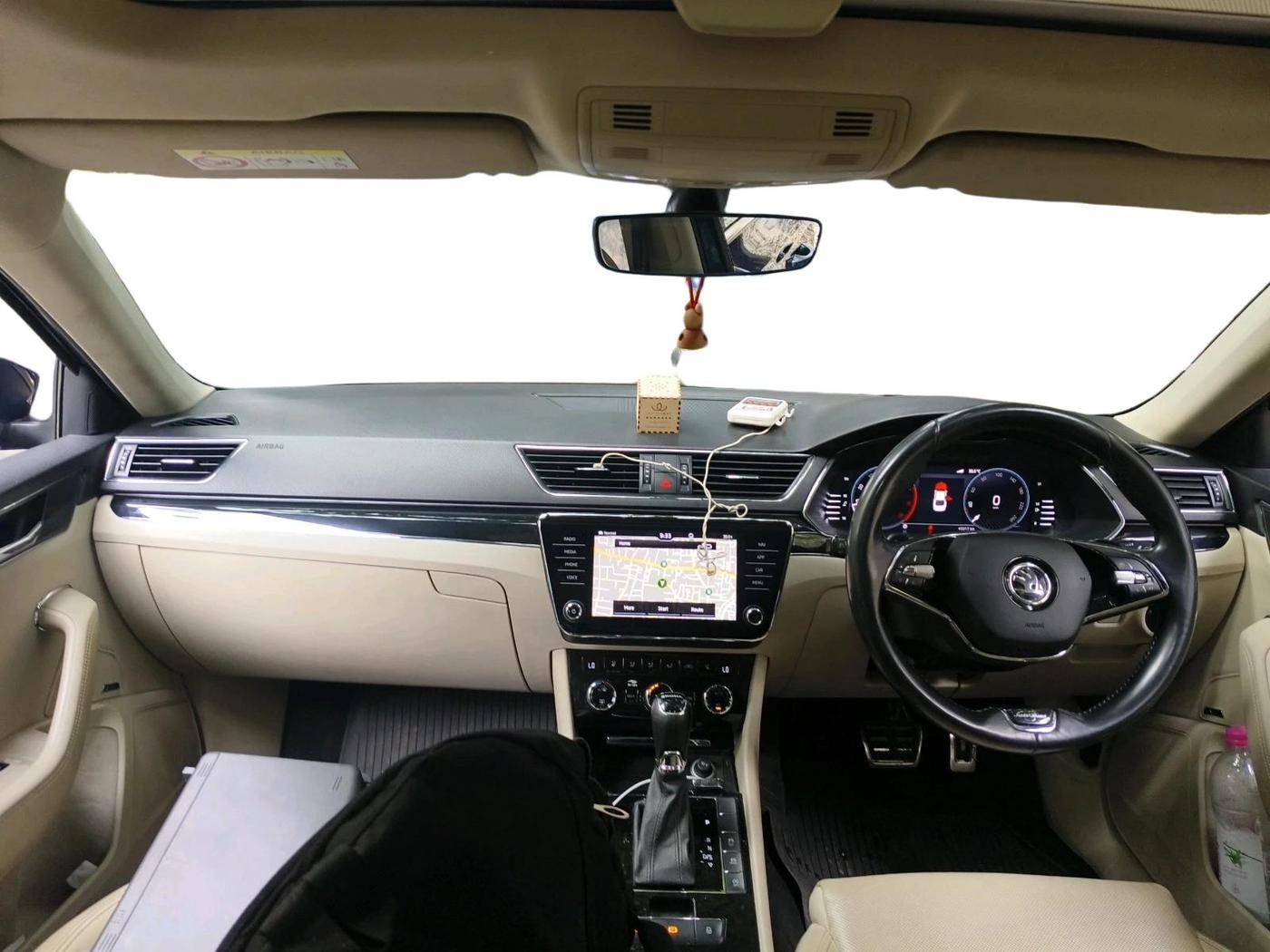 2022 Skoda Superb L&K 2.0 TSI AT, Petrol, Automatic, 43,317 km, interior