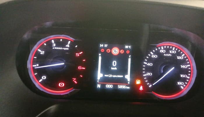 2026 Mahindra Thar Roxx MX5 Diesel MT 2WD, Diesel, Manual, 5,896 km, interior