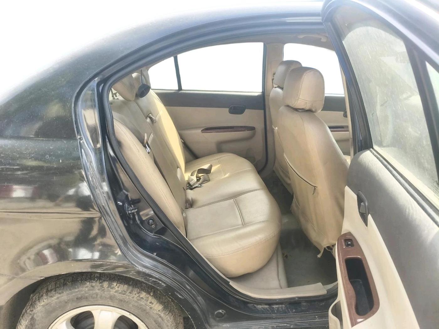 2010 Hyundai Verna TRANSFORM 1.5 SX CRDI, Diesel, Manual, 1,61,539 km, interior