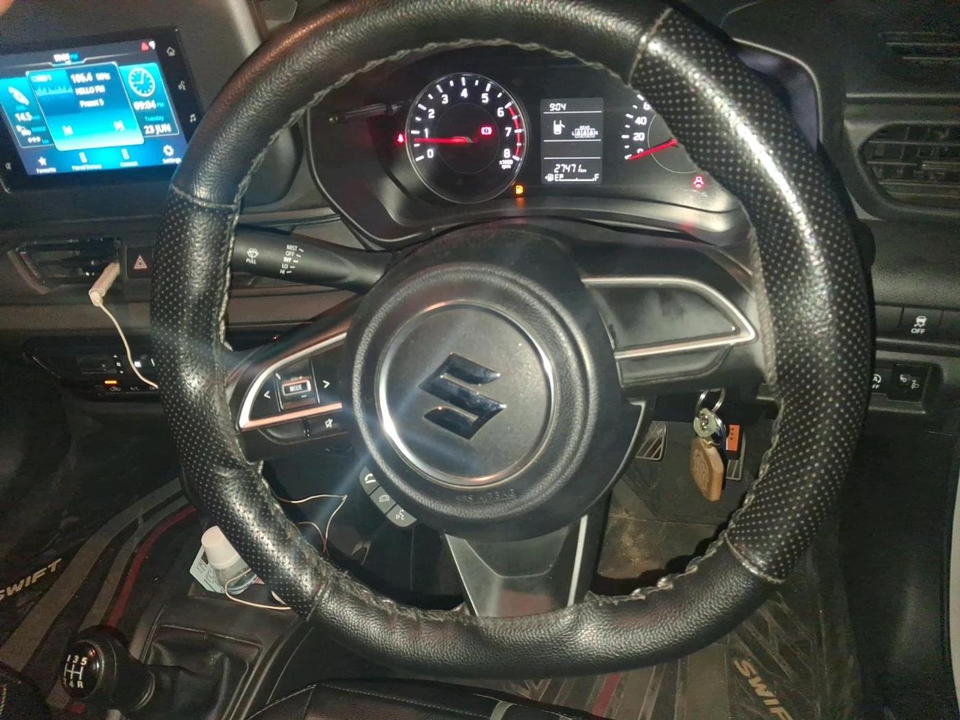 2024 Maruti Swift VXi, Petrol, Manual, 27,471 km, interior