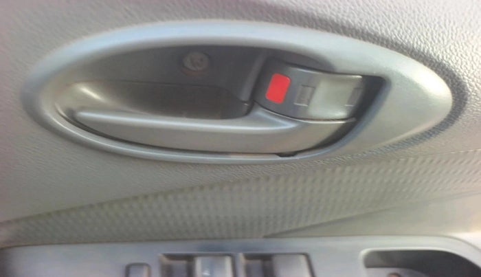 2012 Toyota Etios GD, Diesel, Manual, 87,013 km, interior