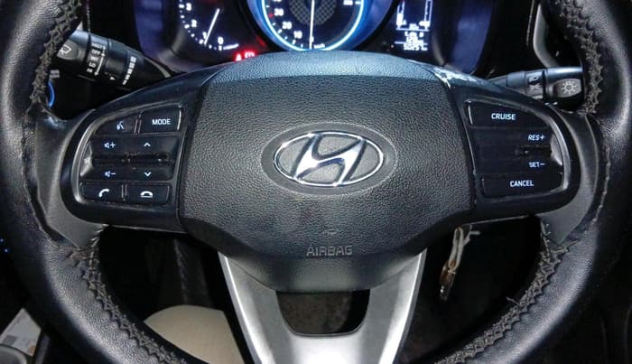 2020 Hyundai VENUE SX 1.5 CRDI, Diesel, Manual, 50,300 km, interior