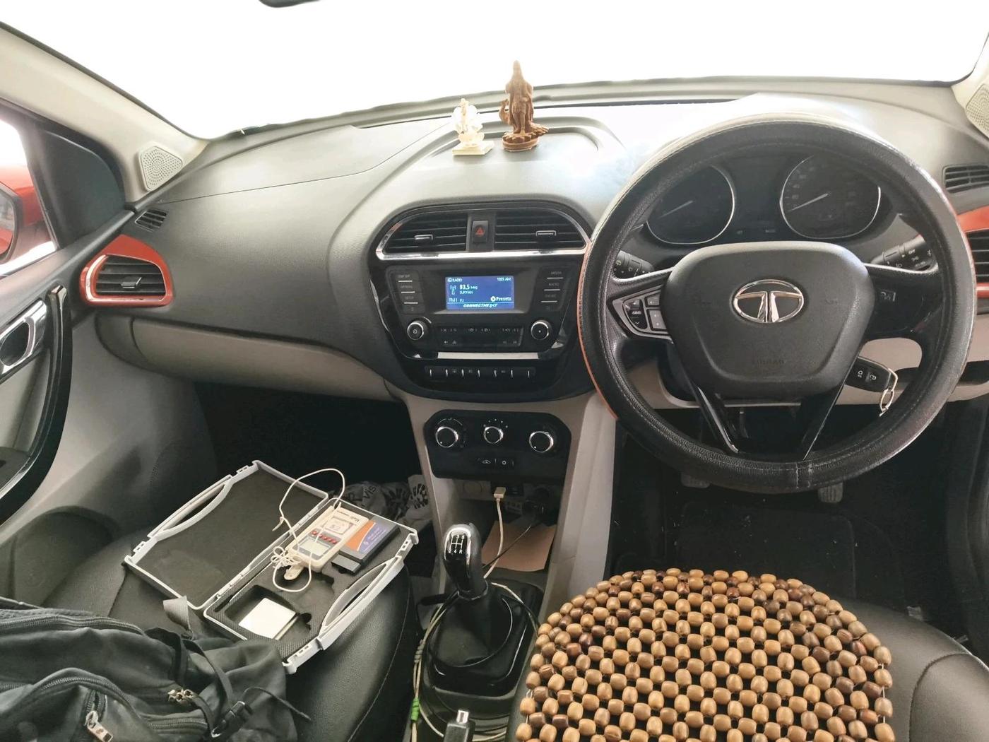2018 Tata Tiago XZ PETROL, Petrol, Manual, 66,735 km, interior