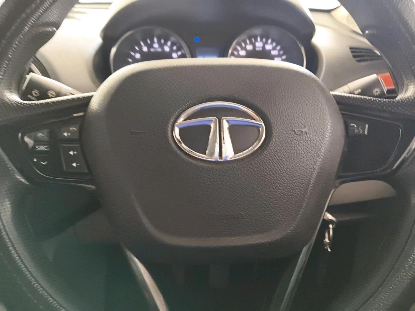 2018 Tata Tiago XZ PETROL, Petrol, Manual, 66,735 km, interior