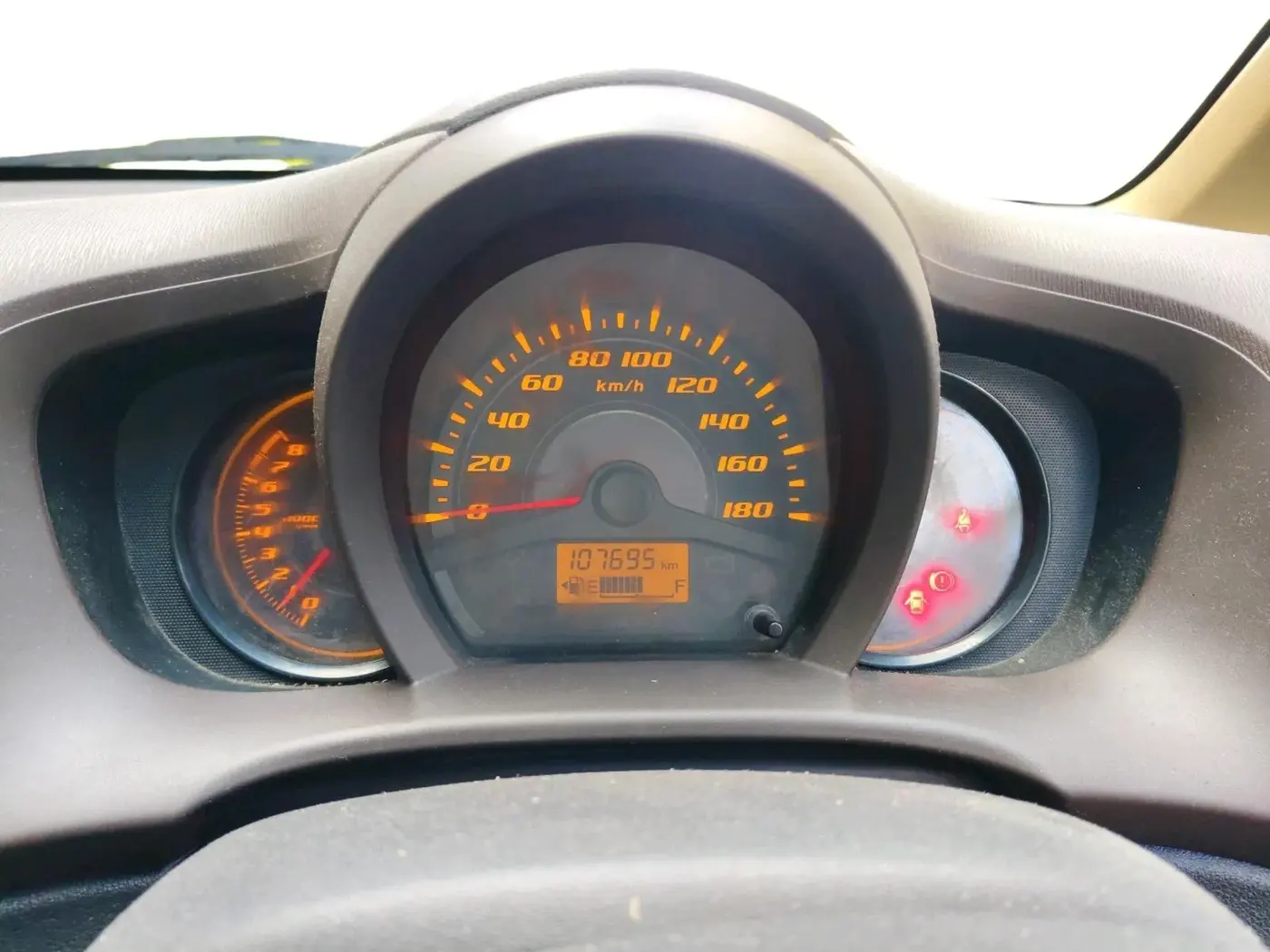 2013 Honda Amaze 1.2L I-VTEC S, Petrol, Manual, 1,07,695 km, interior