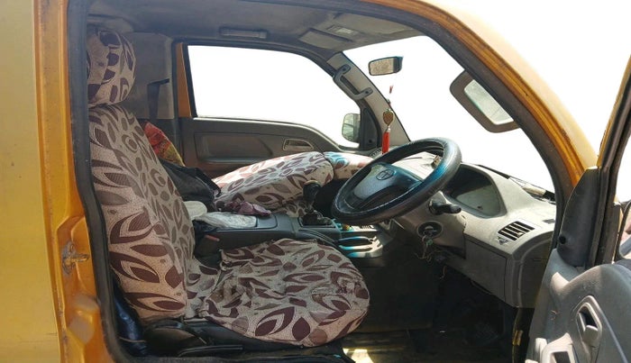 2015 Tata Venture GX 7 STR, Diesel, Manual, 1,45,312 km, interior