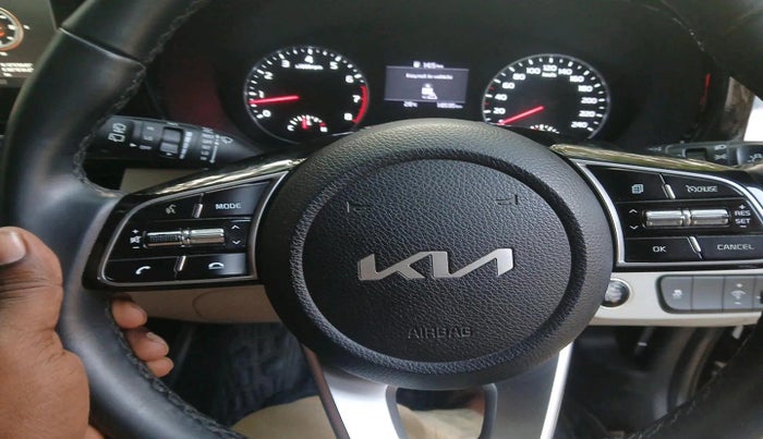 2022 KIA SELTOS HTX 1.5 PETROL, Petrol, Manual, 18,780 km, interior