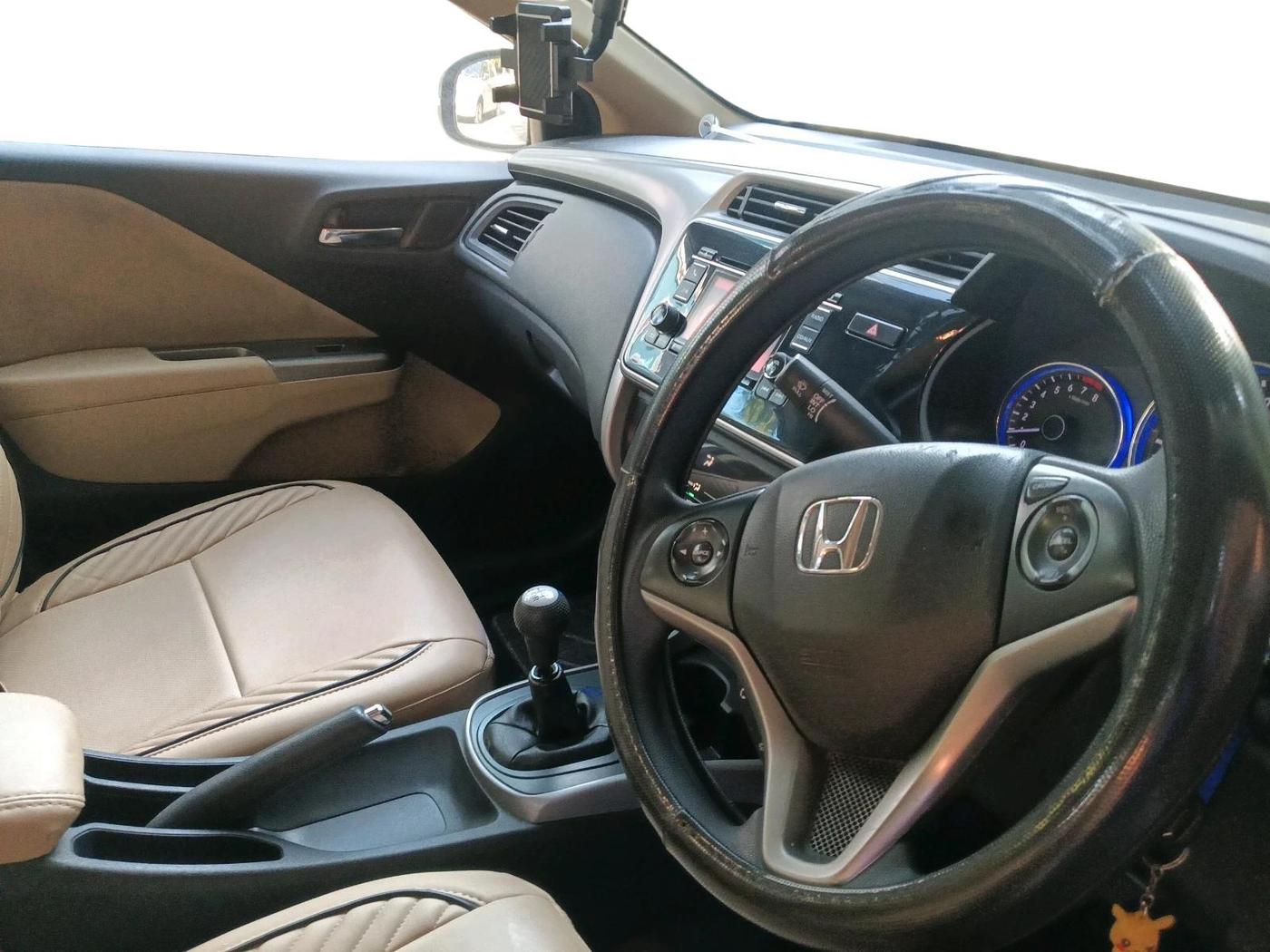 2016 Honda City 1.5L I-VTEC V MT, Petrol, Manual, 65,402 km, interior