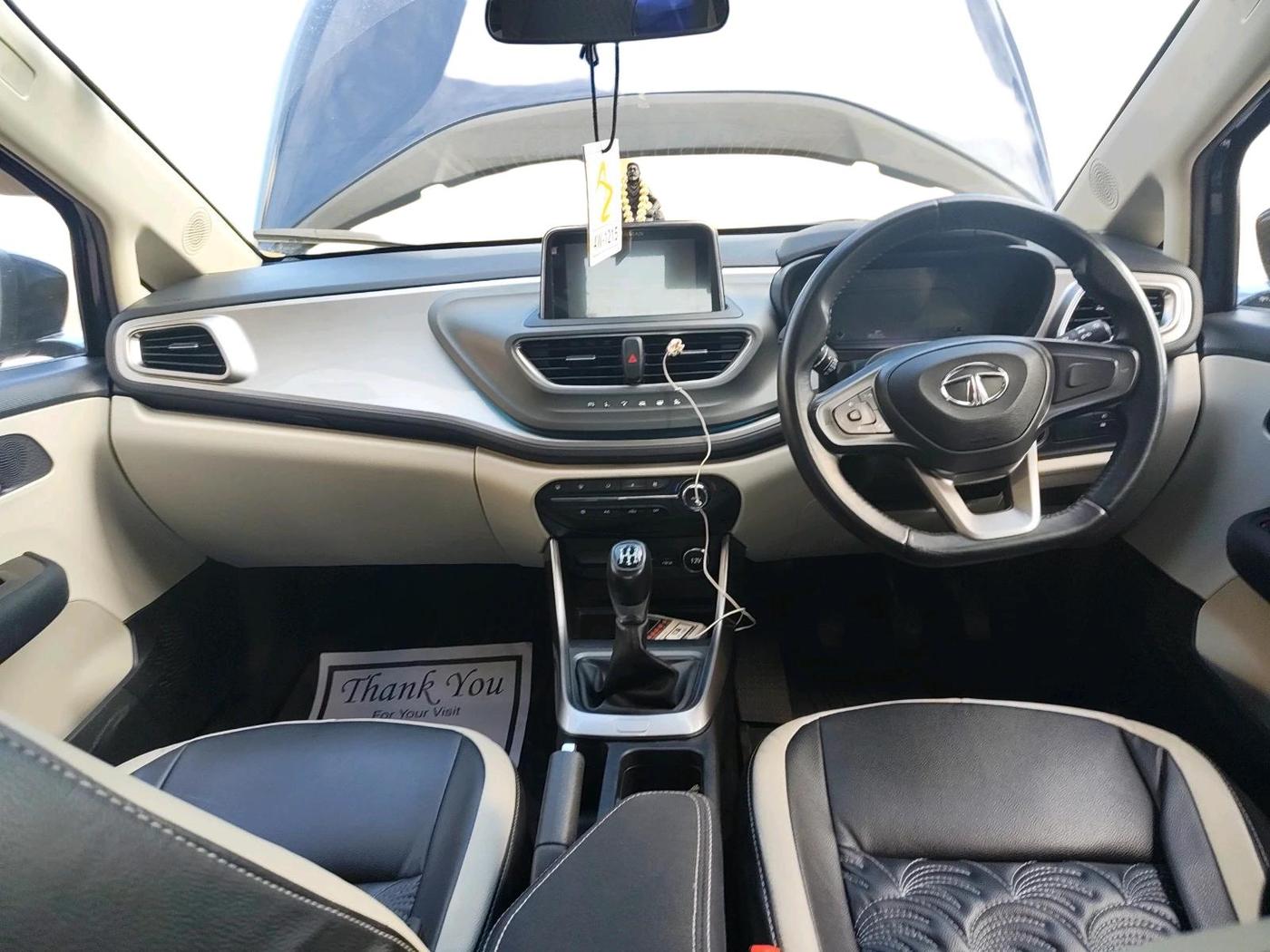 2023 Tata ALTROZ XZ PLUS SUNROOF CNG, CNG, Manual, 37,000 km, interior