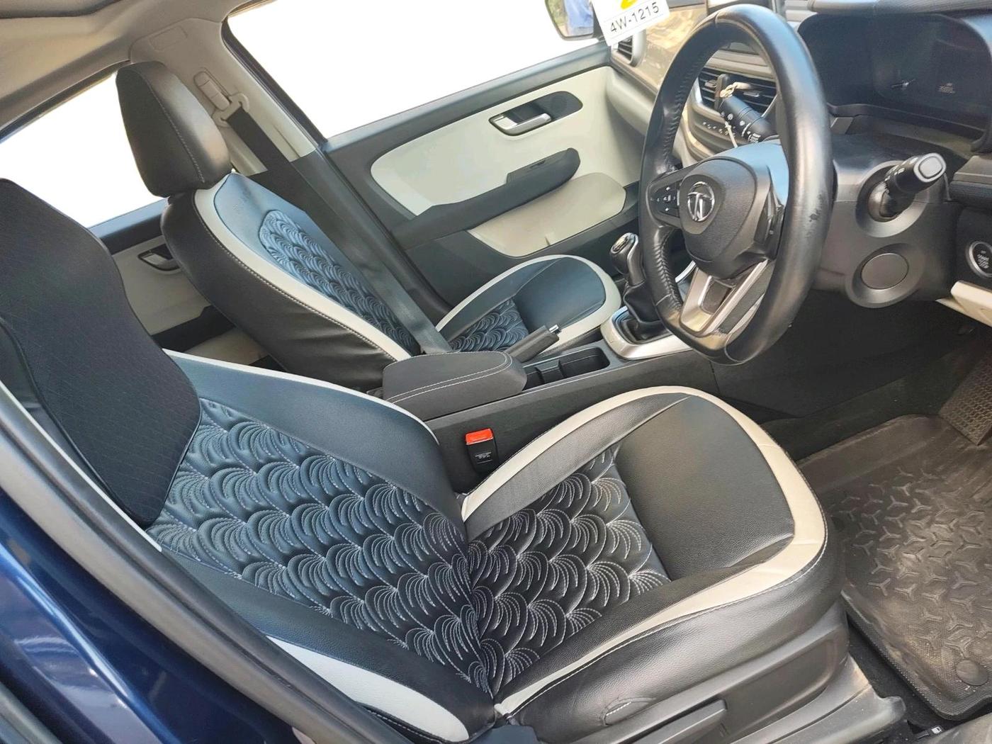 2023 Tata ALTROZ XZ PLUS SUNROOF CNG, CNG, Manual, 37,000 km, interior