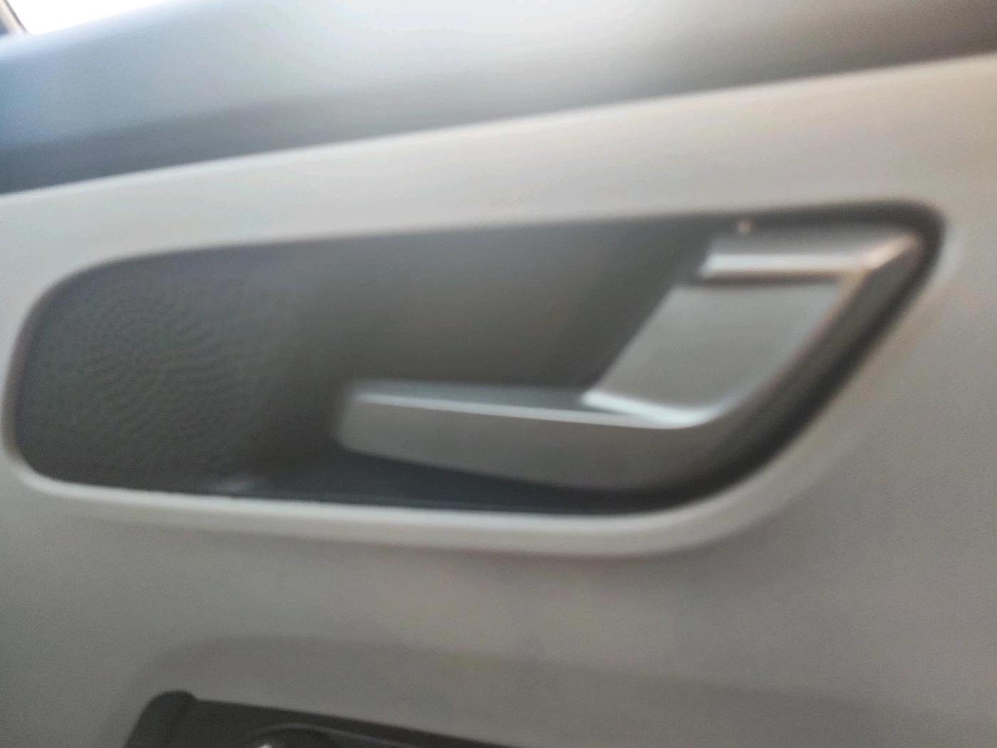 2023 Tata ALTROZ XZ PLUS SUNROOF CNG, CNG, Manual, 37,000 km, interior