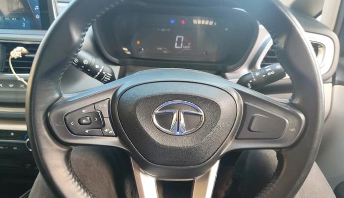 2023 Tata ALTROZ XZ PLUS SUNROOF CNG, CNG, Manual, 35,062 km, interior