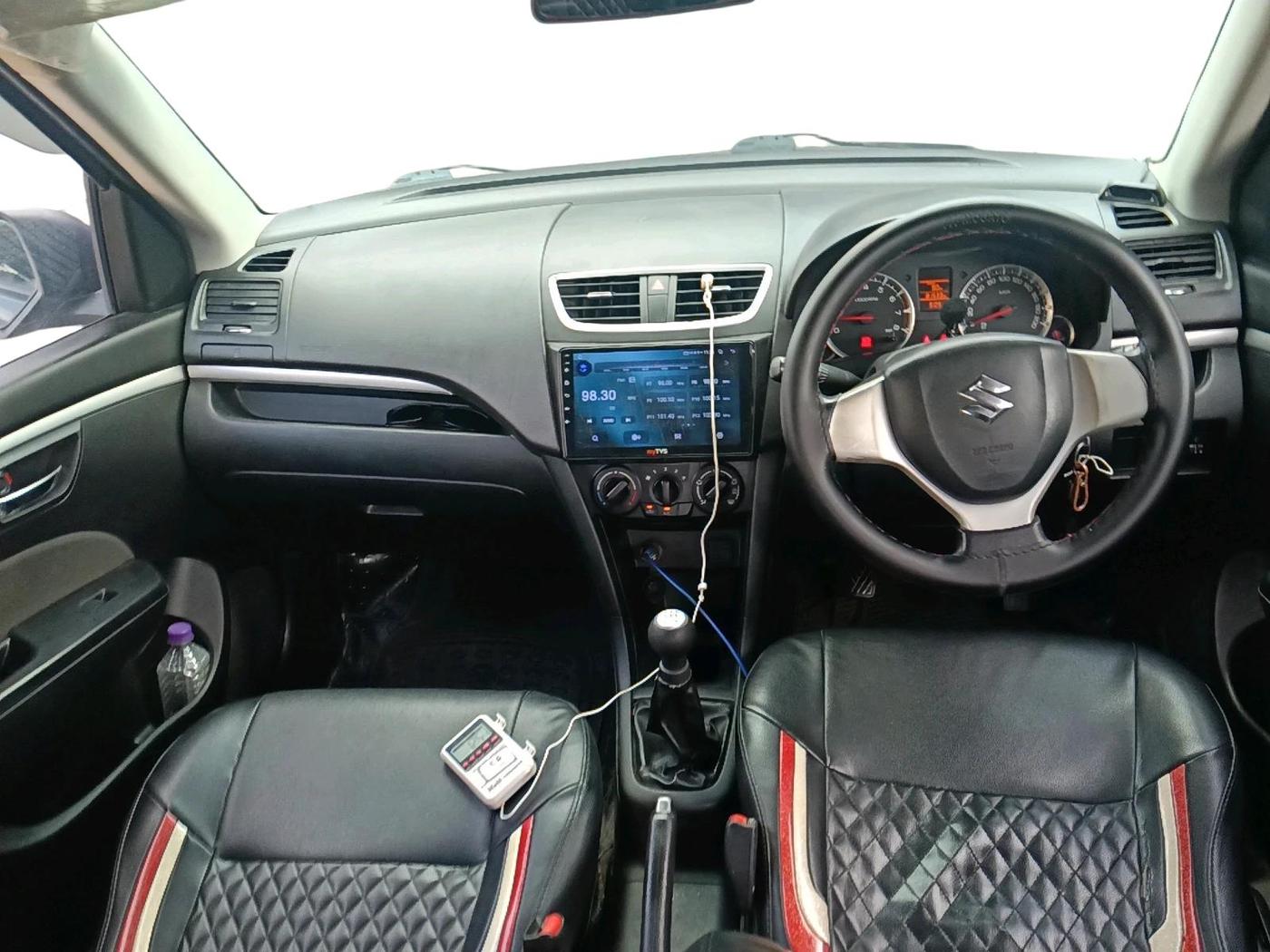 2017 Maruti Swift VXI O, Petrol, Manual, 81,533 km, interior