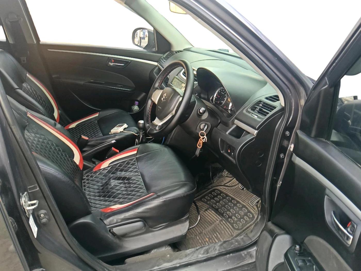 2017 Maruti Swift VXI O, Petrol, Manual, 81,533 km, interior
