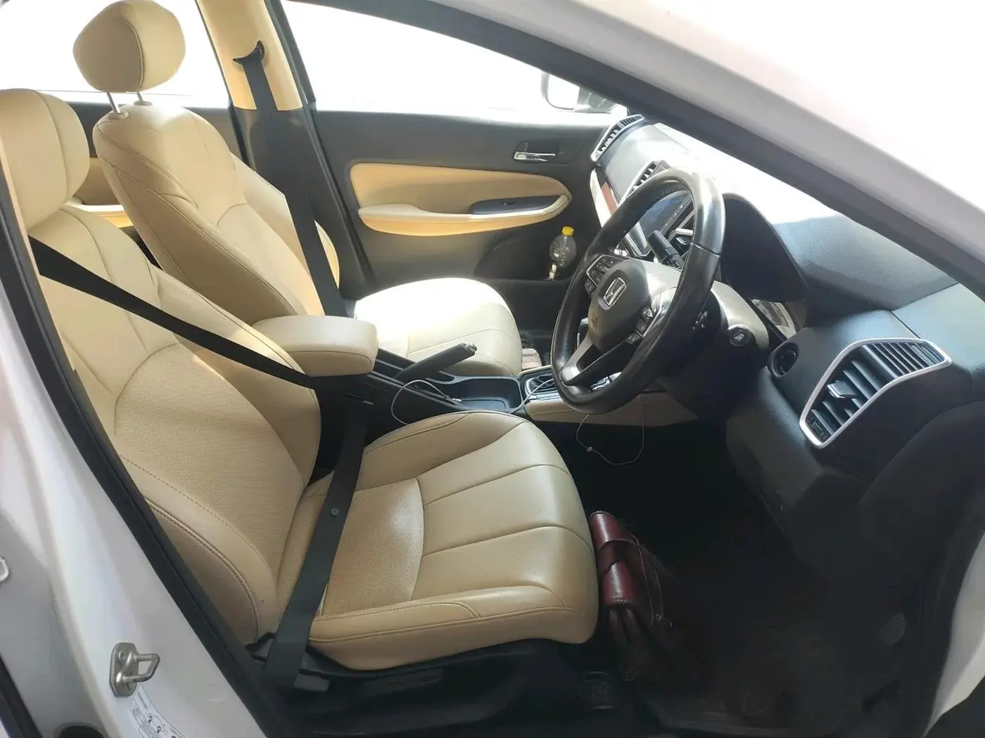 2024 Honda City 1.5L I-VTEC ZX CVT, Petrol, Automatic, 5,970 km, interior