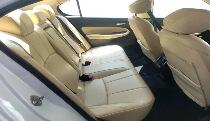 2024 Honda City 1.5L I-VTEC ZX CVT, Petrol, Automatic, 5,970 km, interior