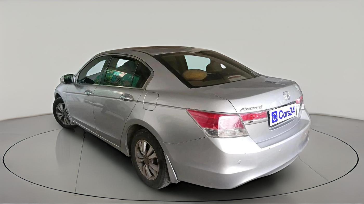 2011 Honda Accord 2.4L I-VTEC AT, Petrol, Automatic, 1,12,284 km, exterior