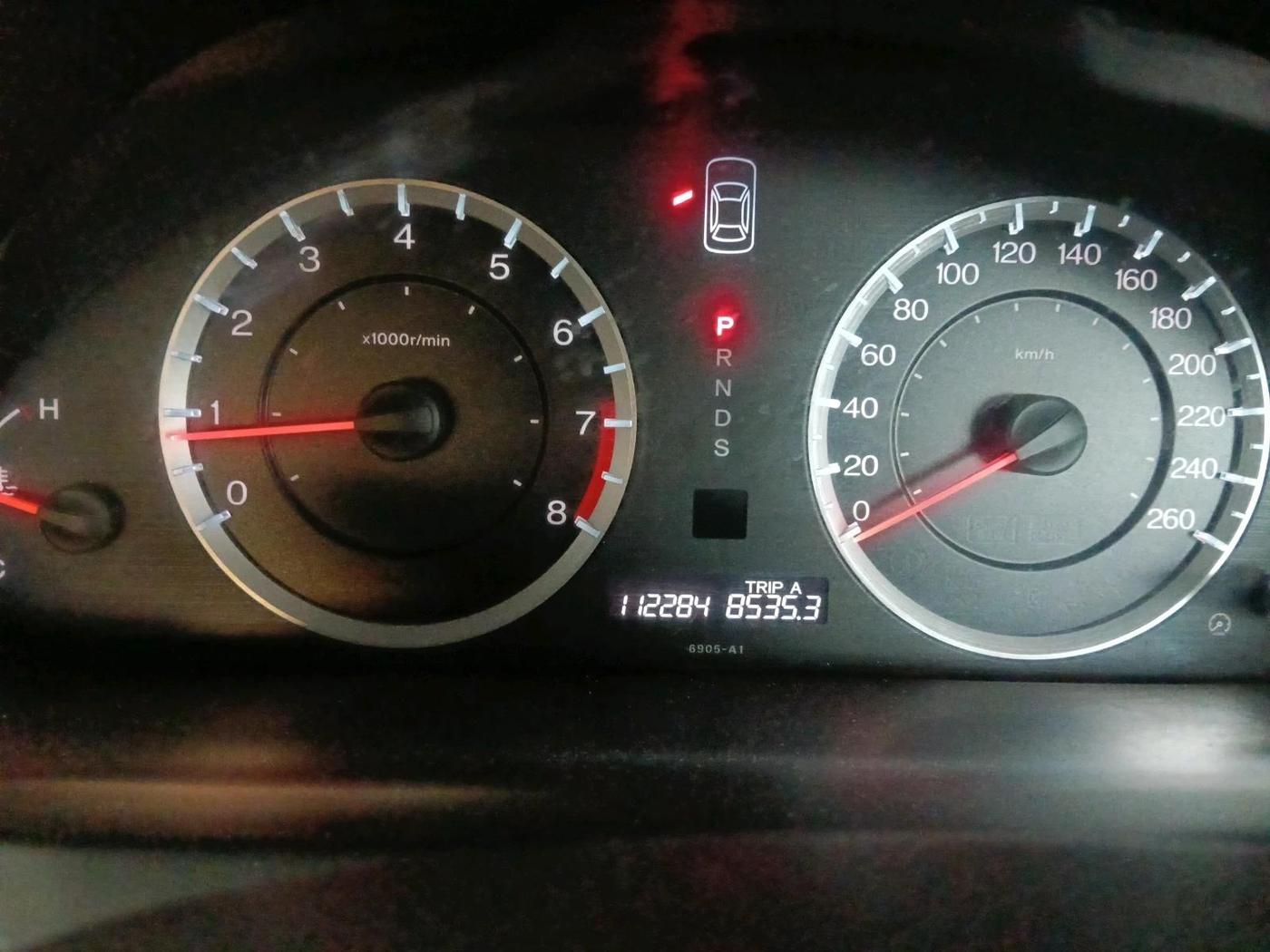 2011 Honda Accord 2.4L I-VTEC AT, Petrol, Automatic, 1,12,284 km, interior