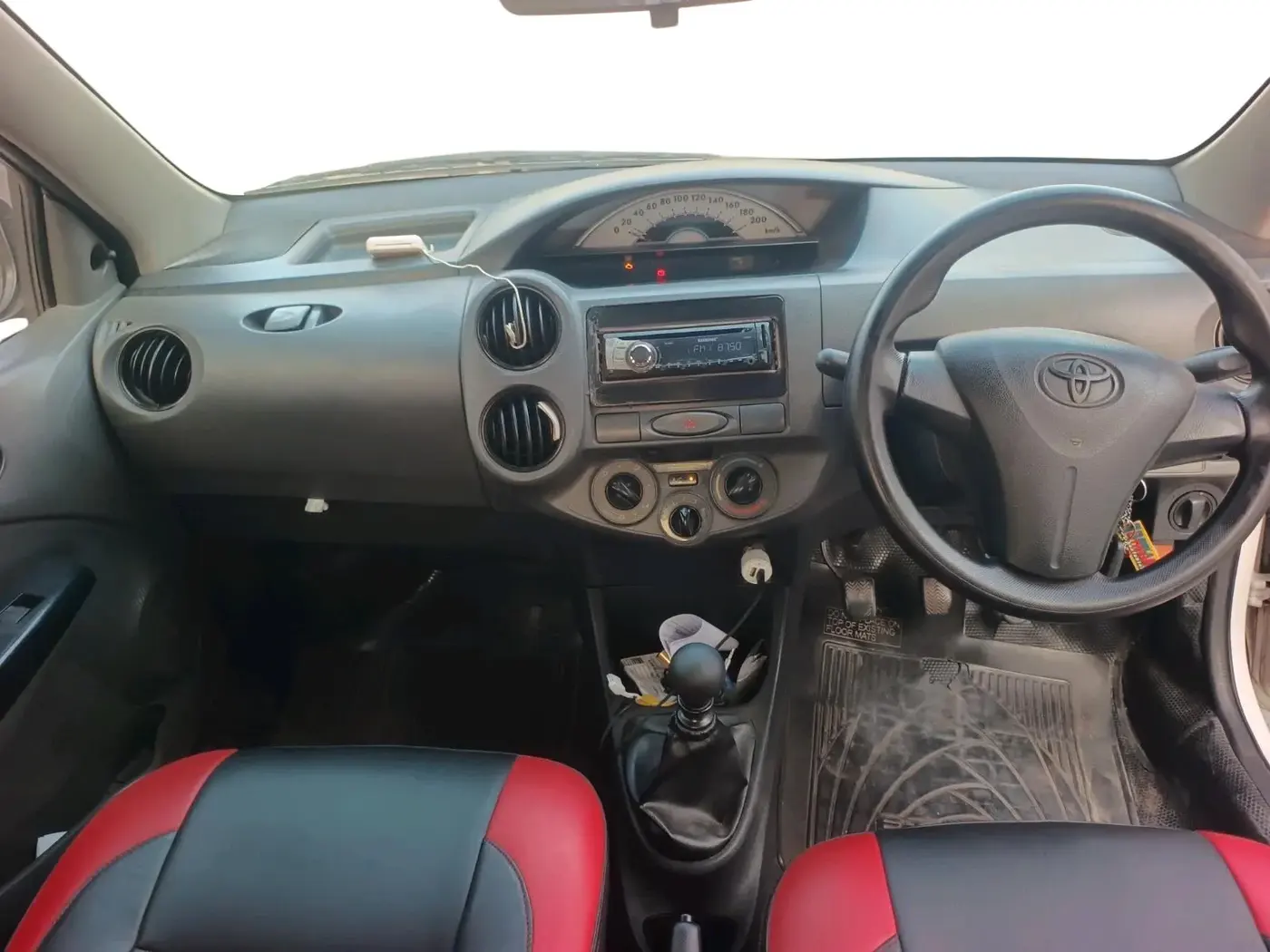 2012 Toyota Etios GD, Diesel, Manual, 4,90,929 km, interior