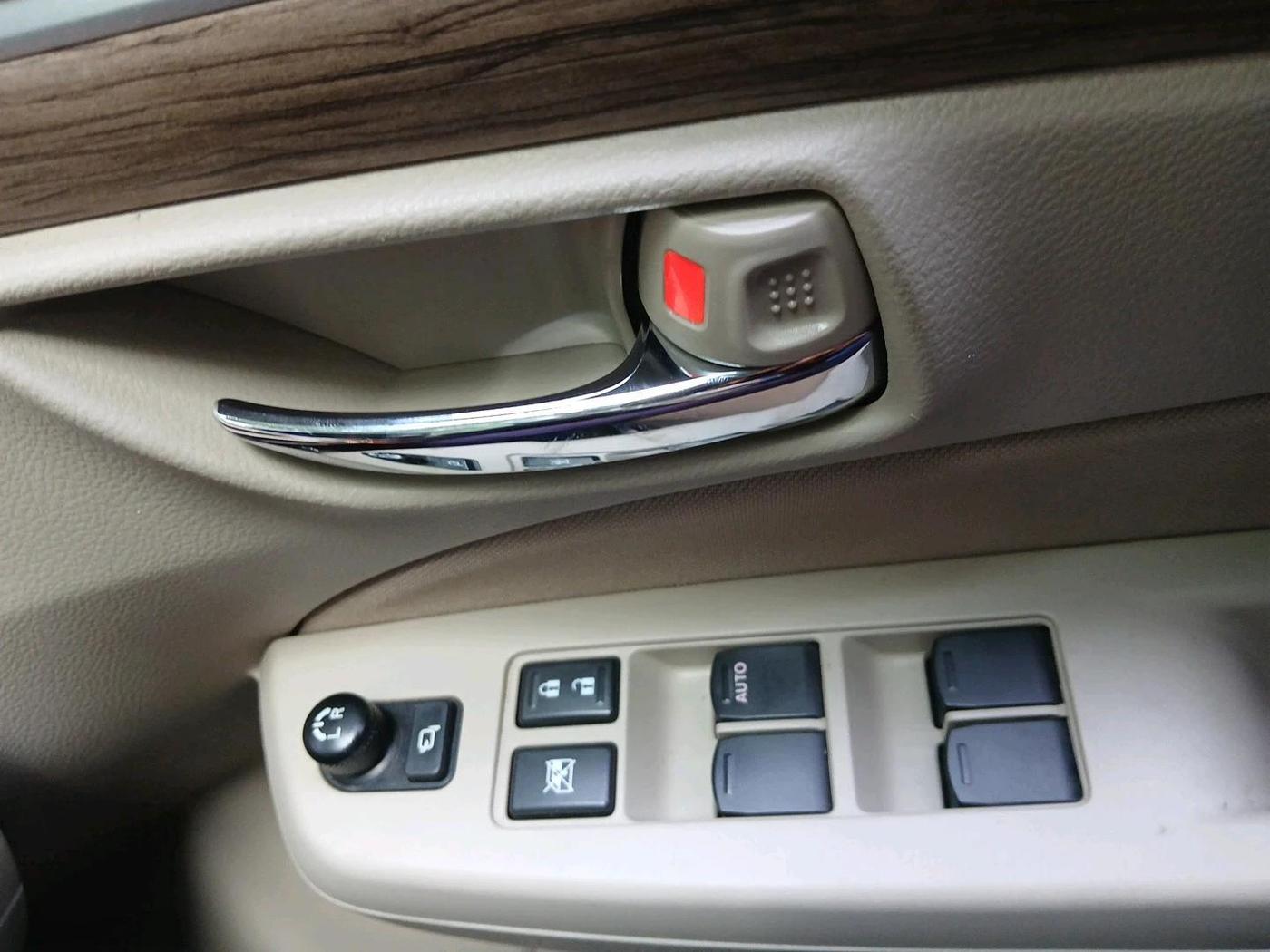 2023 Maruti Ciaz ZETA AT 1.5  SHVS PETROL, Petrol, Automatic, 35,049 km, interior