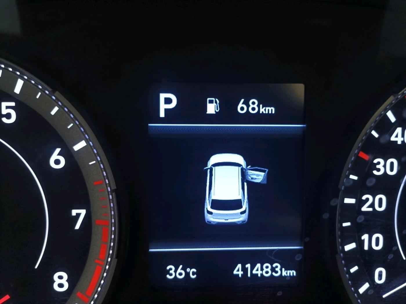 2020 Hyundai VENUE SX PLUS 1.0 TURBO DCT, Petrol, Automatic, 41,483 km, interior