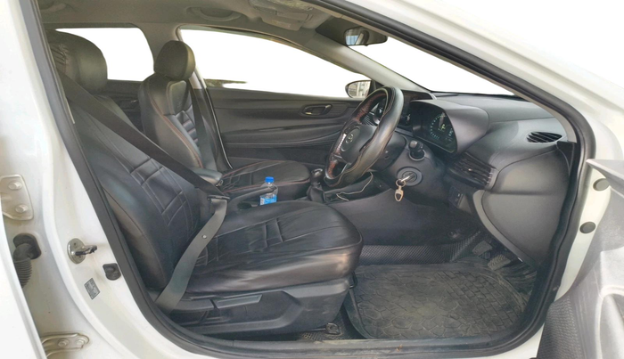 2022 Hyundai NEW I20 SPORTZ 1.2 MT, Petrol, Manual, 52,521 km, interior