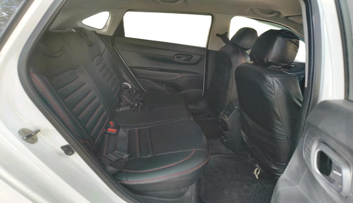 2022 Hyundai NEW I20 SPORTZ 1.2 MT, Petrol, Manual, 52,521 km, interior