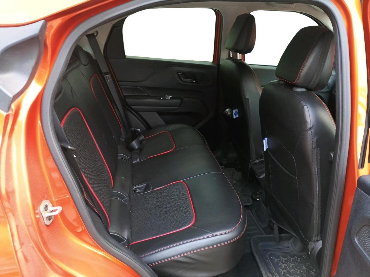 2022 Tata PUNCH ADVENTURE AMT, Petrol, Automatic, 13,962 km, interior