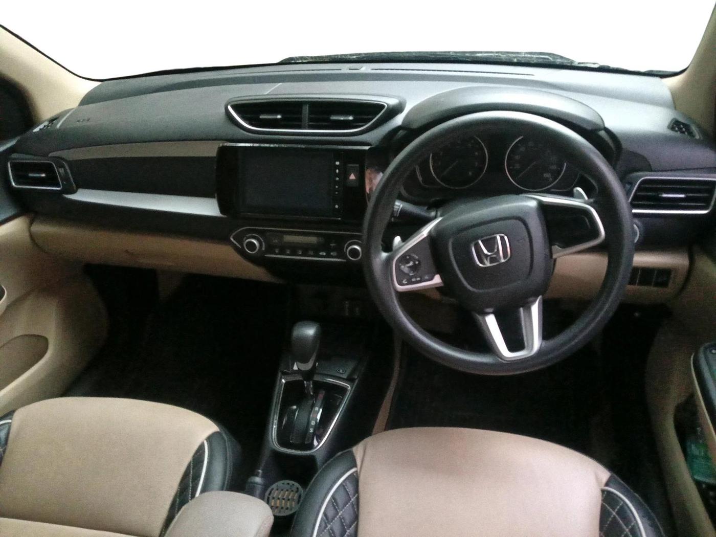 2023 Honda Amaze 1.2L I-VTEC VX CVT, Petrol, Automatic, 44,037 km, interior