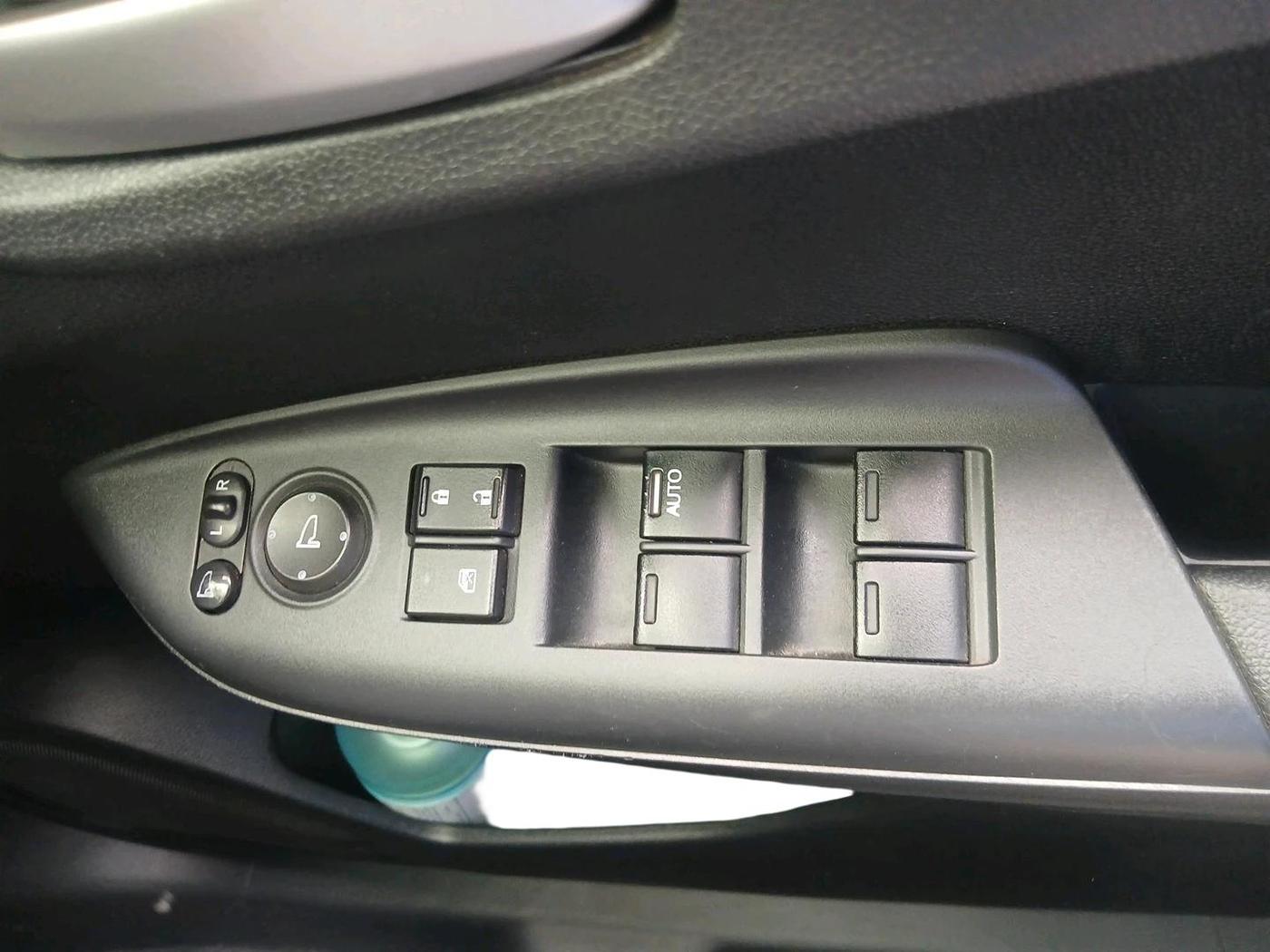 2017 Honda WR-V 1.2L I-VTEC VX MT, Petrol, Manual, 91,349 km, interior