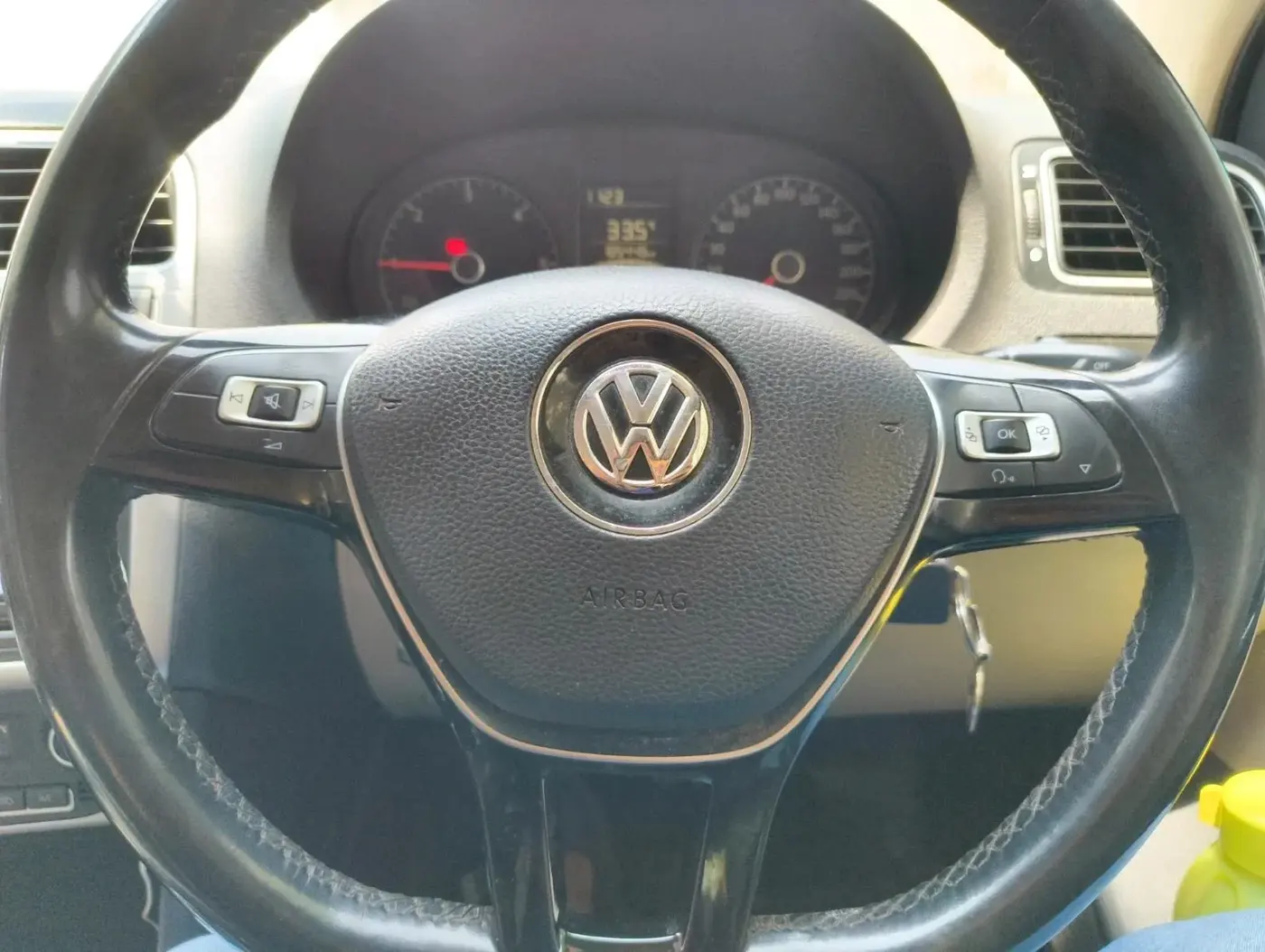 2016 Volkswagen Ameo HIGHLINE1.5L, Diesel, Manual, 1,85,449 km, interior