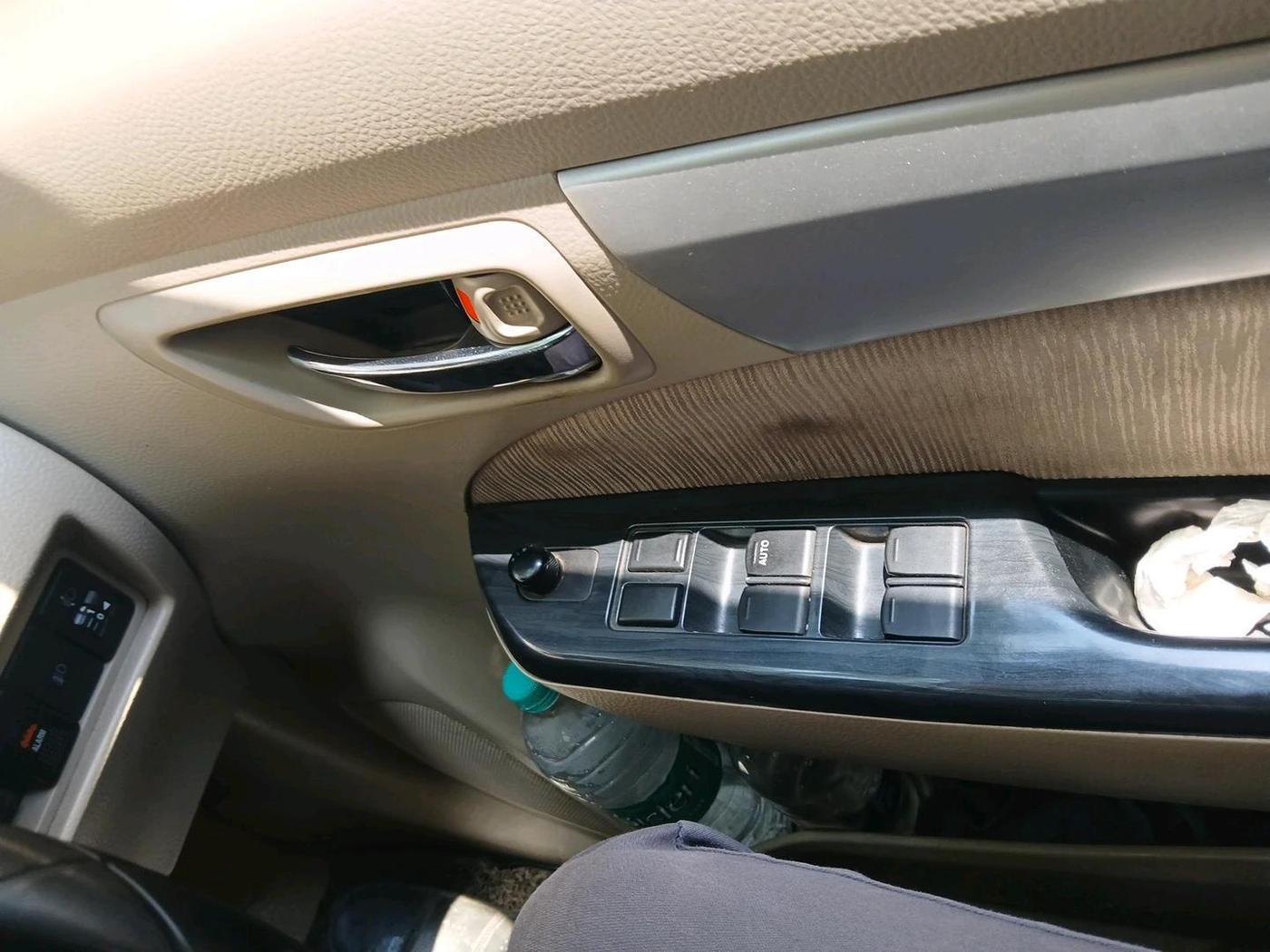 2013 Maruti Ertiga VDI, Diesel, Manual, 1,11,166 km, interior
