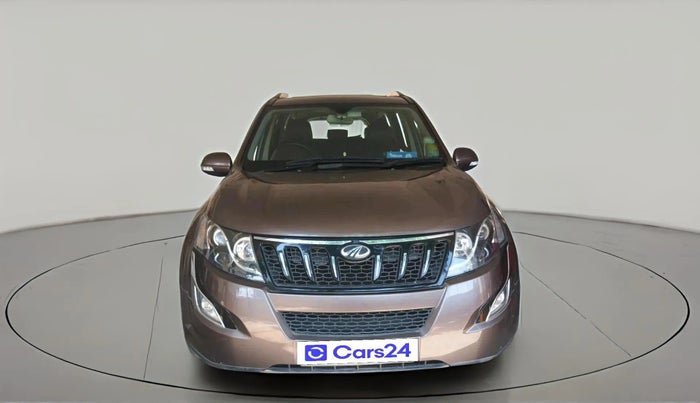 2017 Mahindra XUV500 W10 AT, Diesel, Automatic, 48,223 km, exterior