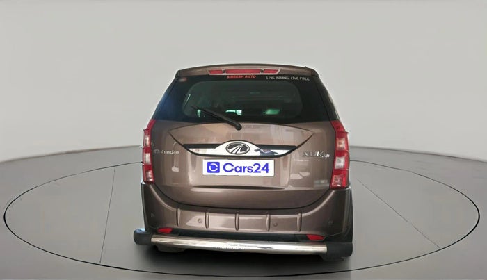 2017 Mahindra XUV500 W10 AT, Diesel, Automatic, 48,223 km, exterior