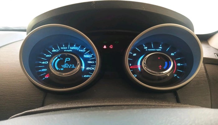 2017 Mahindra XUV500 W10 AT, Diesel, Automatic, 48,223 km, interior