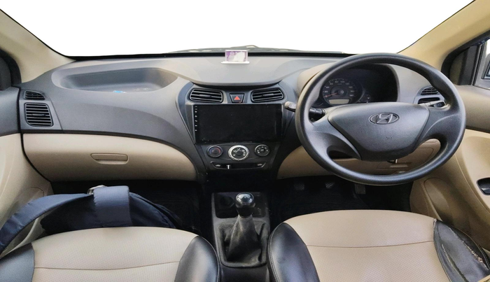 2016 Hyundai Eon ERA +, Petrol, Manual, 77,095 km, interior
