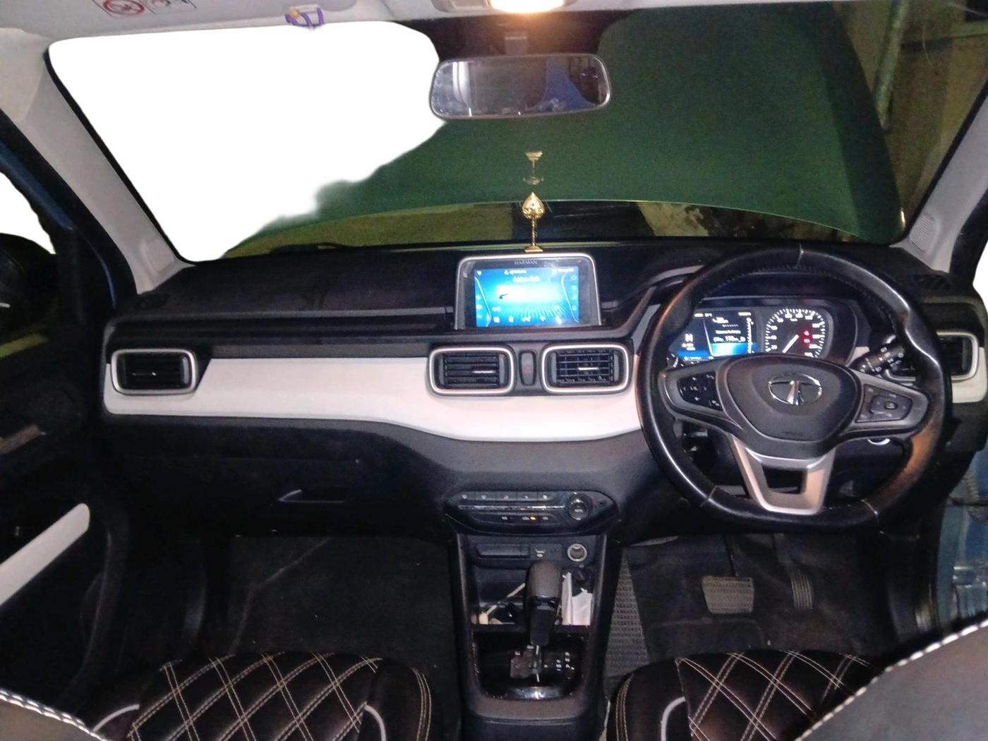 2023 Tata PUNCH CREATIVE  AMT, Petrol, Automatic, 32,391 km, interior