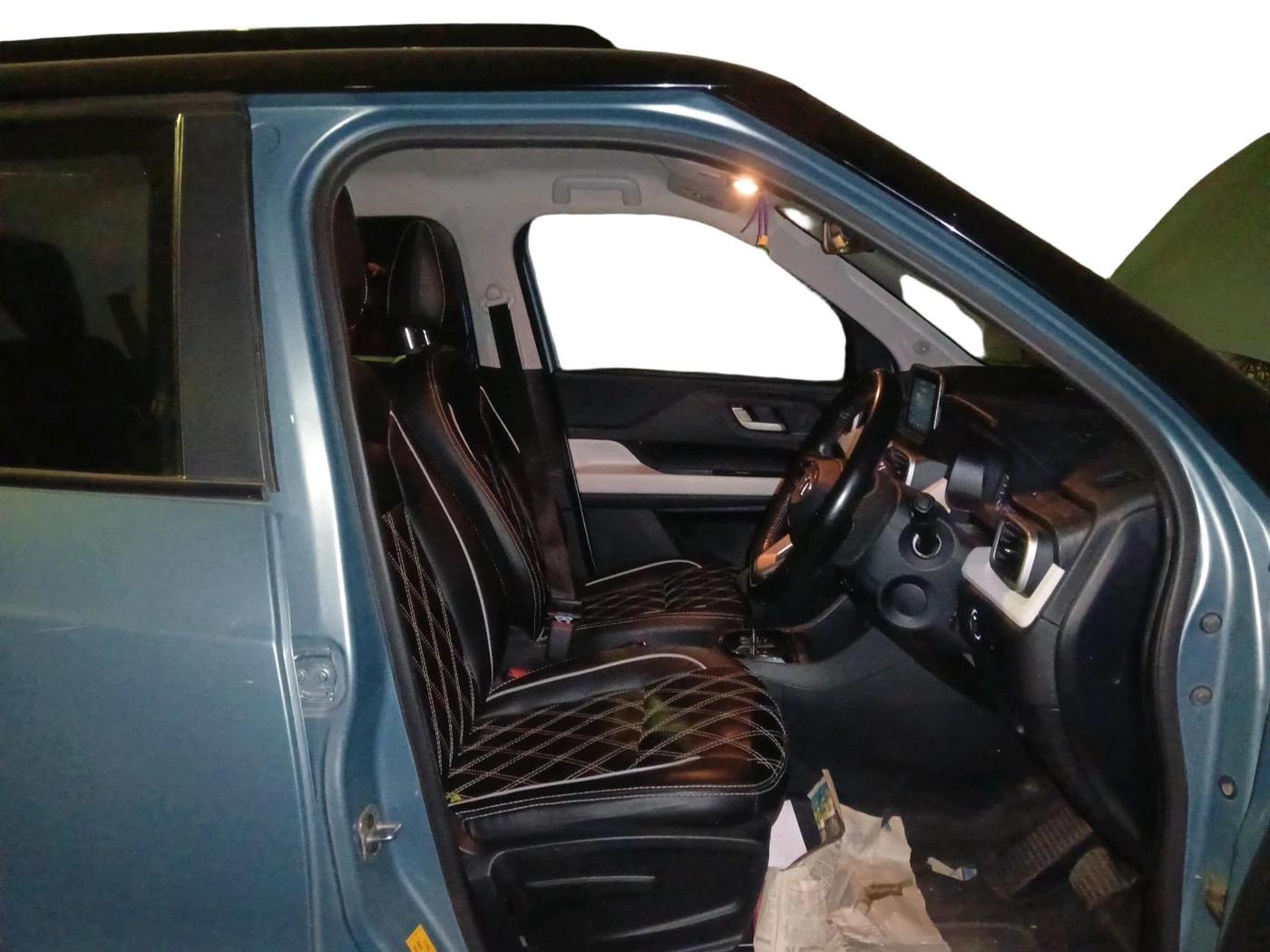 2023 Tata PUNCH CREATIVE  AMT, Petrol, Automatic, 32,391 km, interior
