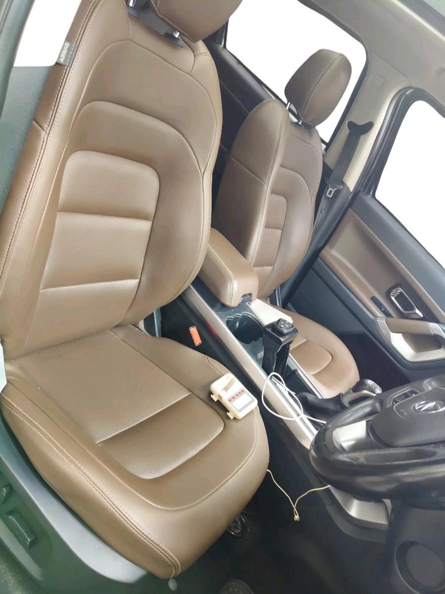 2021 Tata Harrier XZA PLUS 2.0L, Diesel, Automatic, 88,873 km, interior