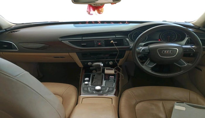 2014 Audi A6 35 TDI PREMIUM PLUS, Diesel, Manual, 1,22,405 km, interior