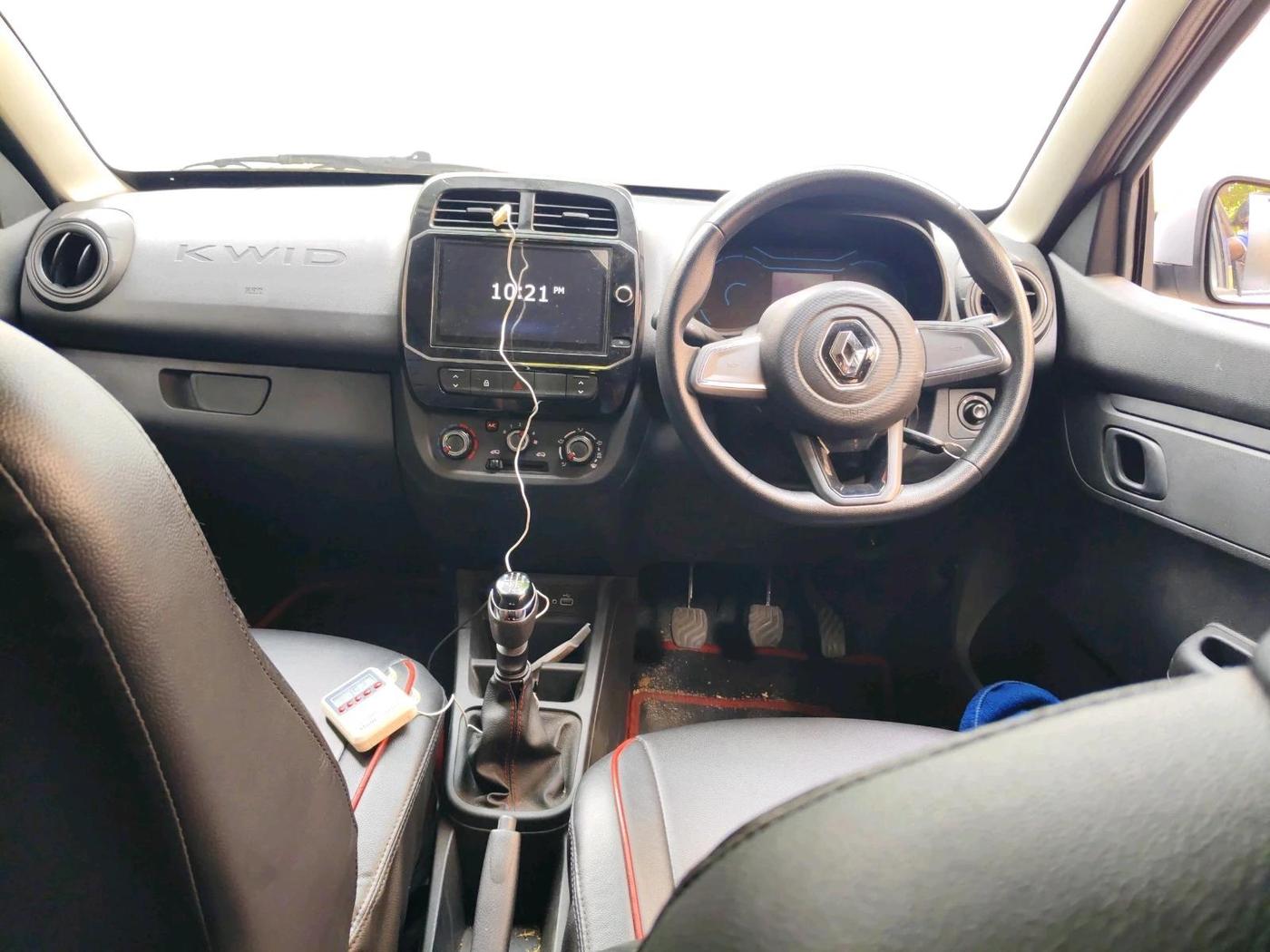 2022 Renault Kwid RXT 1.0, Petrol, Manual, 20,166 km, interior