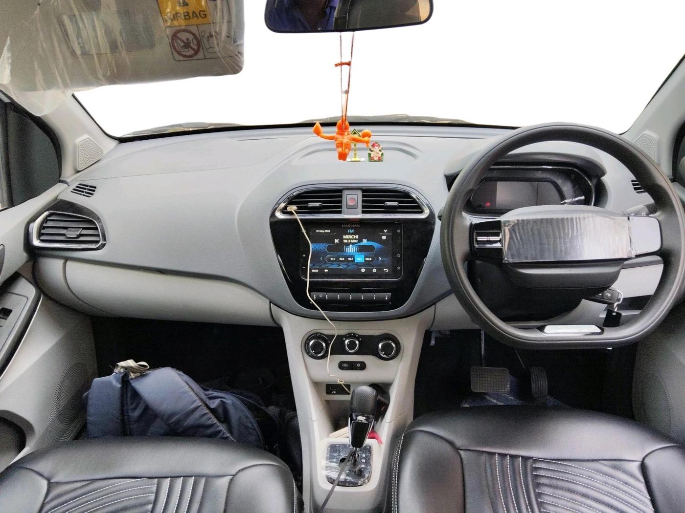 2025 Tata Tiago XTA PETROL, Petrol, Automatic, 6,874 km, interior